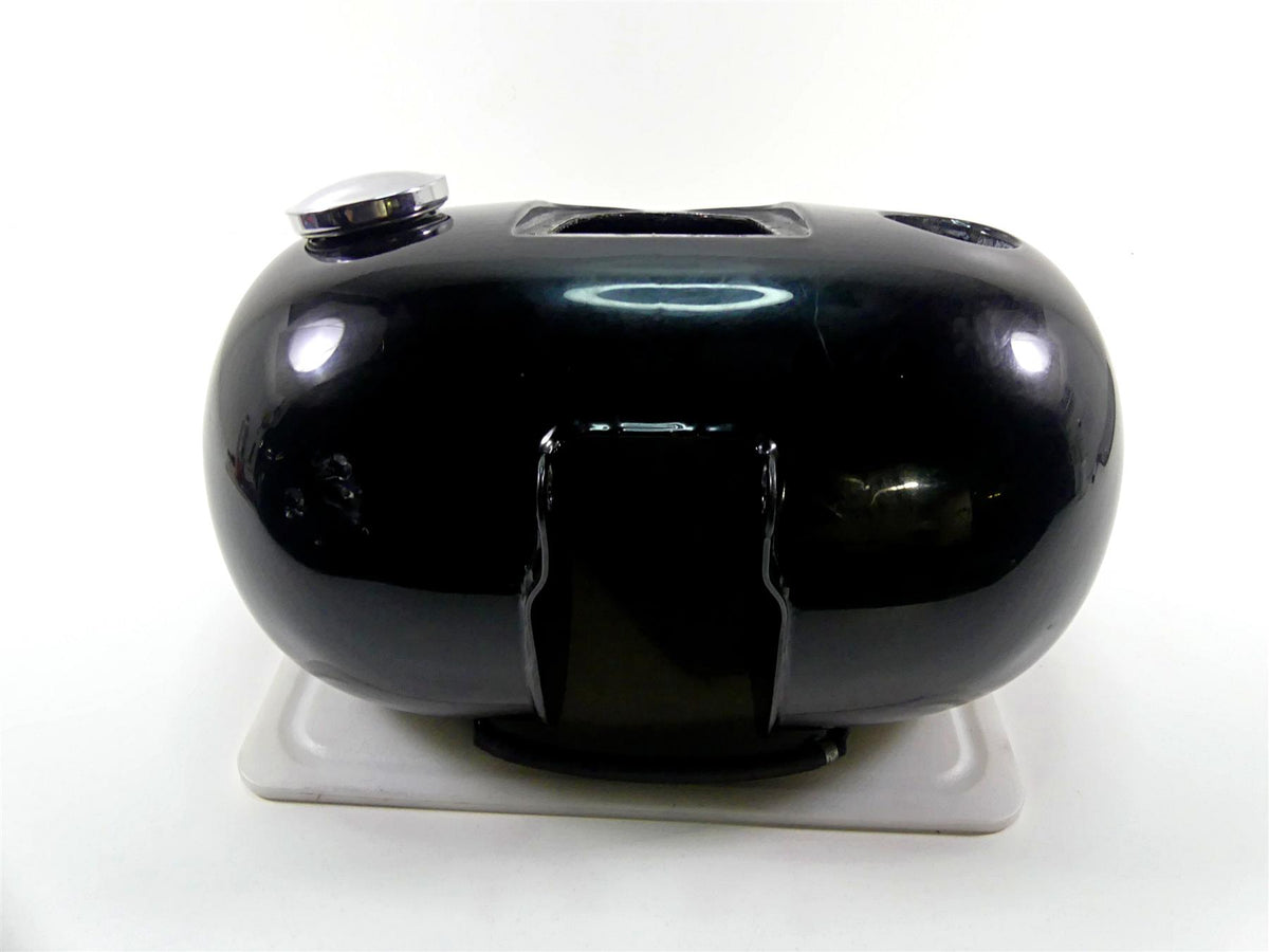 2010 Harley FXDF Dyna Fat Bob Fuel Gas Petrol Tank - Dented 61586-04B {{ shop.shopifyCountryName }} - Mototech271