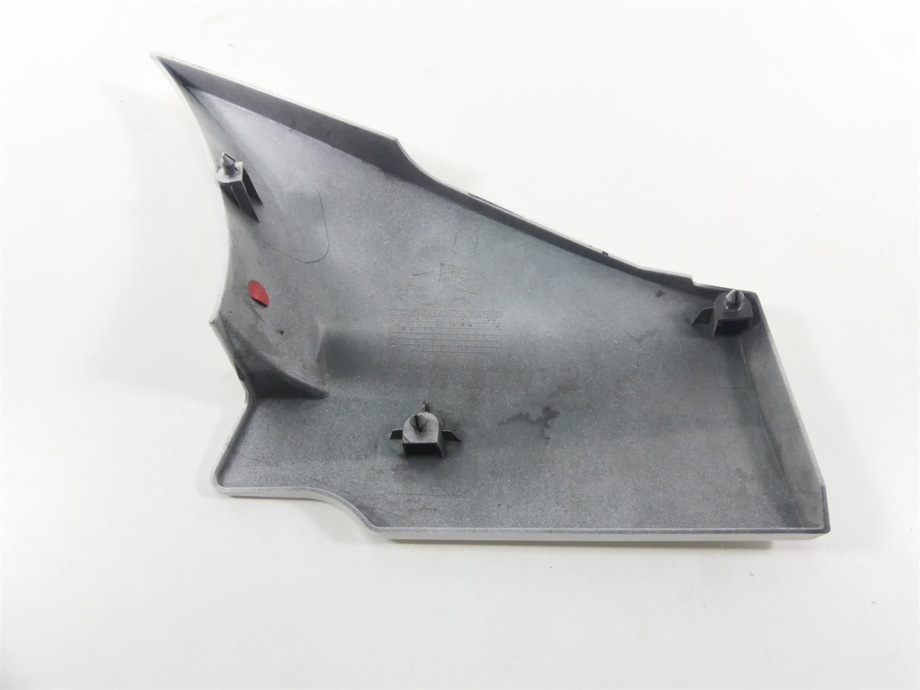 2011 Victory Cross Country Right Side Cover Fairing Cowl 5437589 {{ shop.shopifyCountryName }} - Mototech271