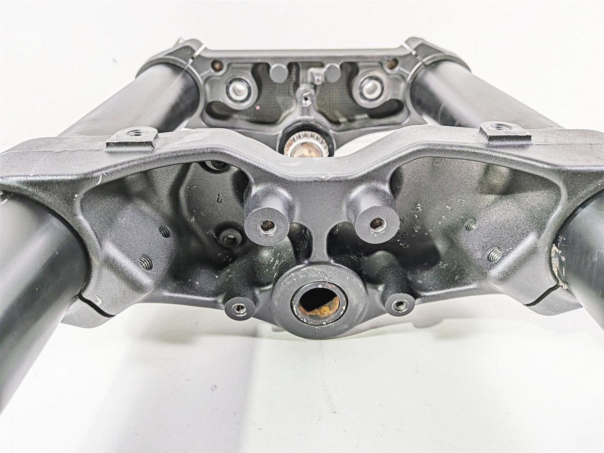 2014 Suzuki M109R VZR1800 Boulevard Front Fork Triple Tree Axle Set 51103-48G31 {{ shop.shopifyCountryName }} - Mototech271