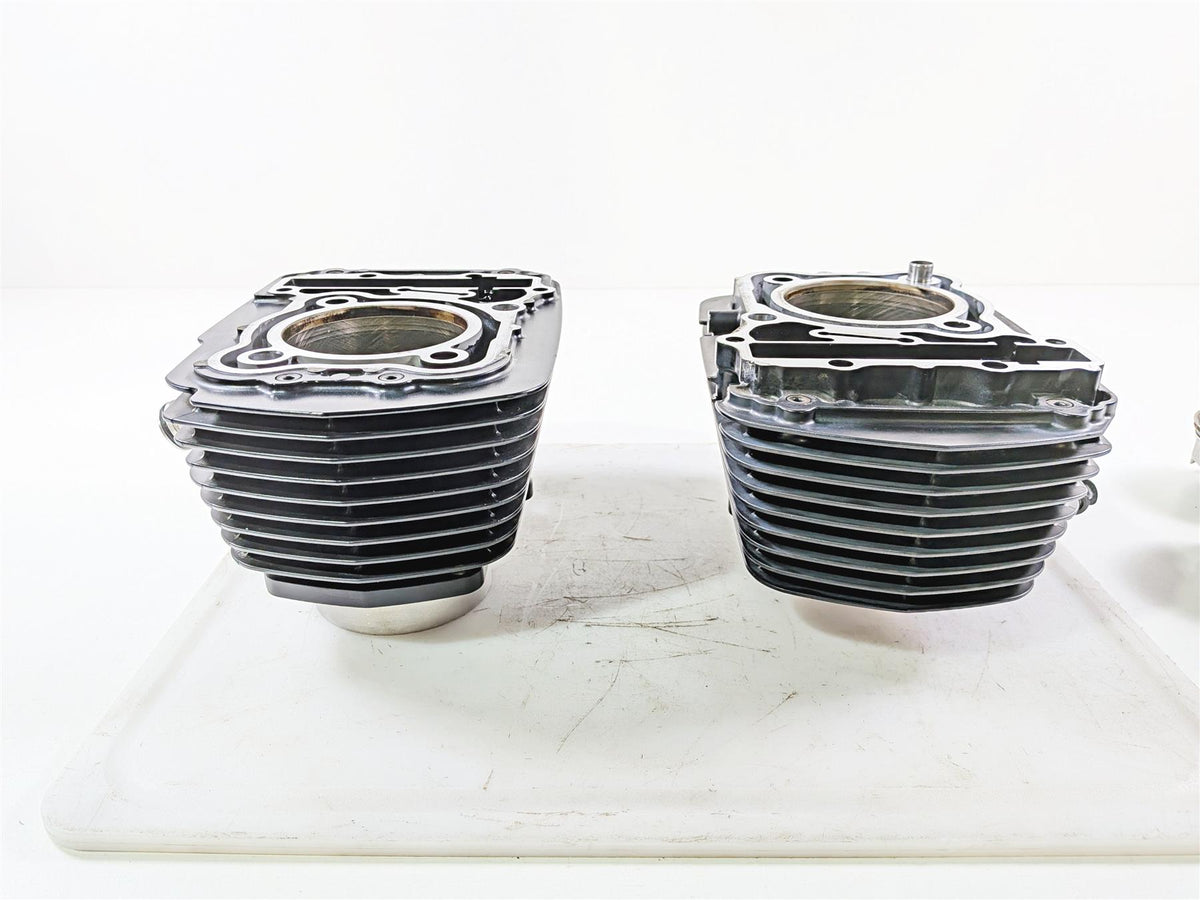 2010 Honda VT1300 CR Stateline Front Rear Cylinder Jug Piston Set 12110-MFY-A00 {{ shop.shopifyCountryName }} - Mototech271