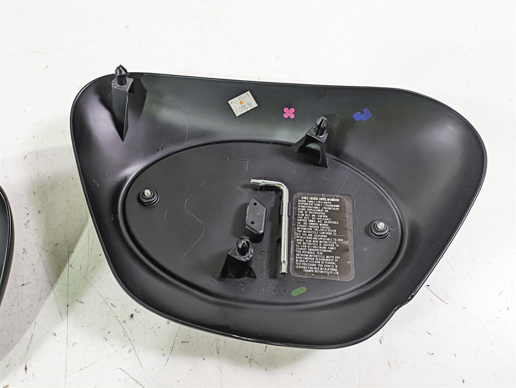 2020 Triumph Street Scrambler 900 Left Right Side Cover Fairing Set T2314107 {{ shop.shopifyCountryName }} - Mototech271