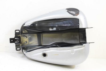2012 Harley Touring FLHTK Electra Glide Fuel Petrol Gas Tank -dented 61356-08 {{ shop.shopifyCountryName }} - Mototech271