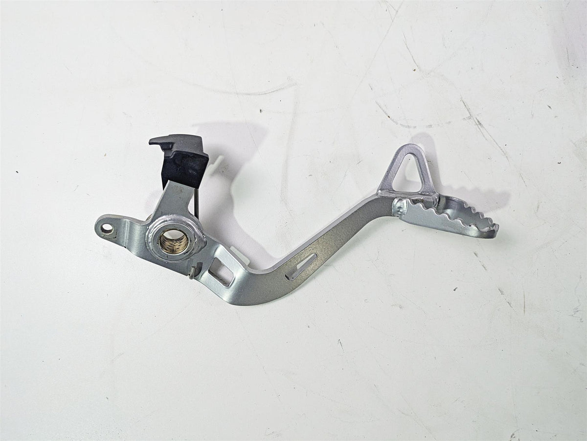 2010 BMW R1200GS K25 Rear Brake Lever Pedal 35217695901 {{ shop.shopifyCountryName }} - Mototech271
