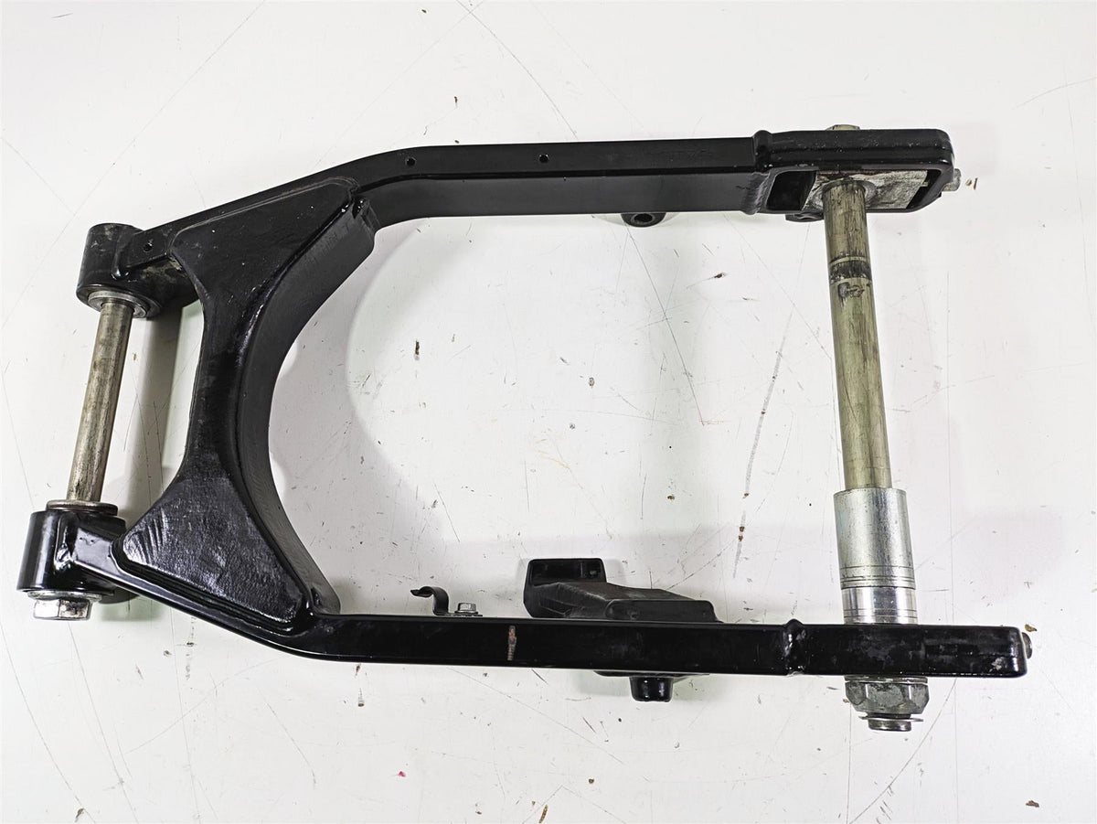2015 Harley FXDL Dyna Low Rider Rear Swingarm & Belt Guards 25mm Axle 47820-10 {{ shop.shopifyCountryName }} - Mototech271