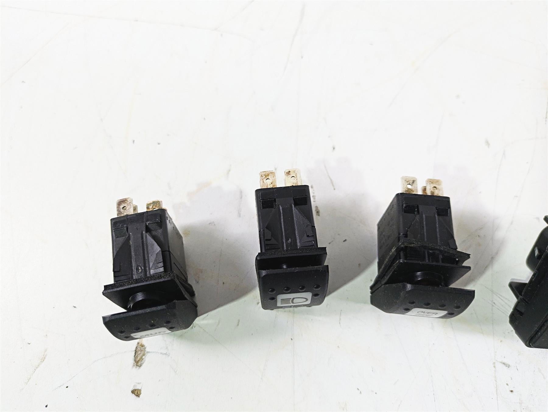 2023 Can Am Maverick X3 XMR Turbo RR Start Stop Light All Switch Set 710006059 {{ shop.shopifyCountryName }} - Mototech271