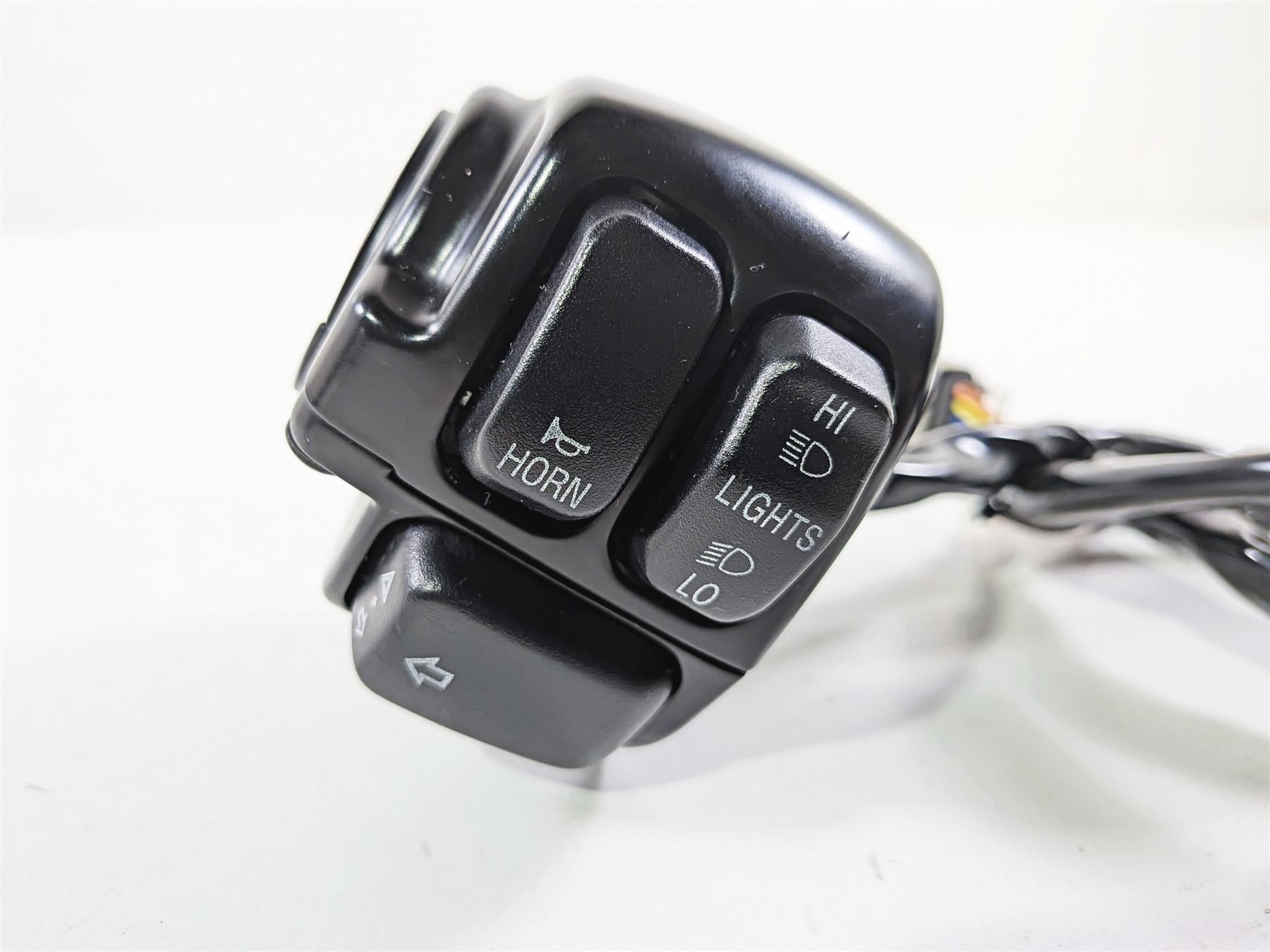 2013 Harley VRSCDX Night Rod Special Nice Left Hand Light Control Switch 71682-06A-Mototech271