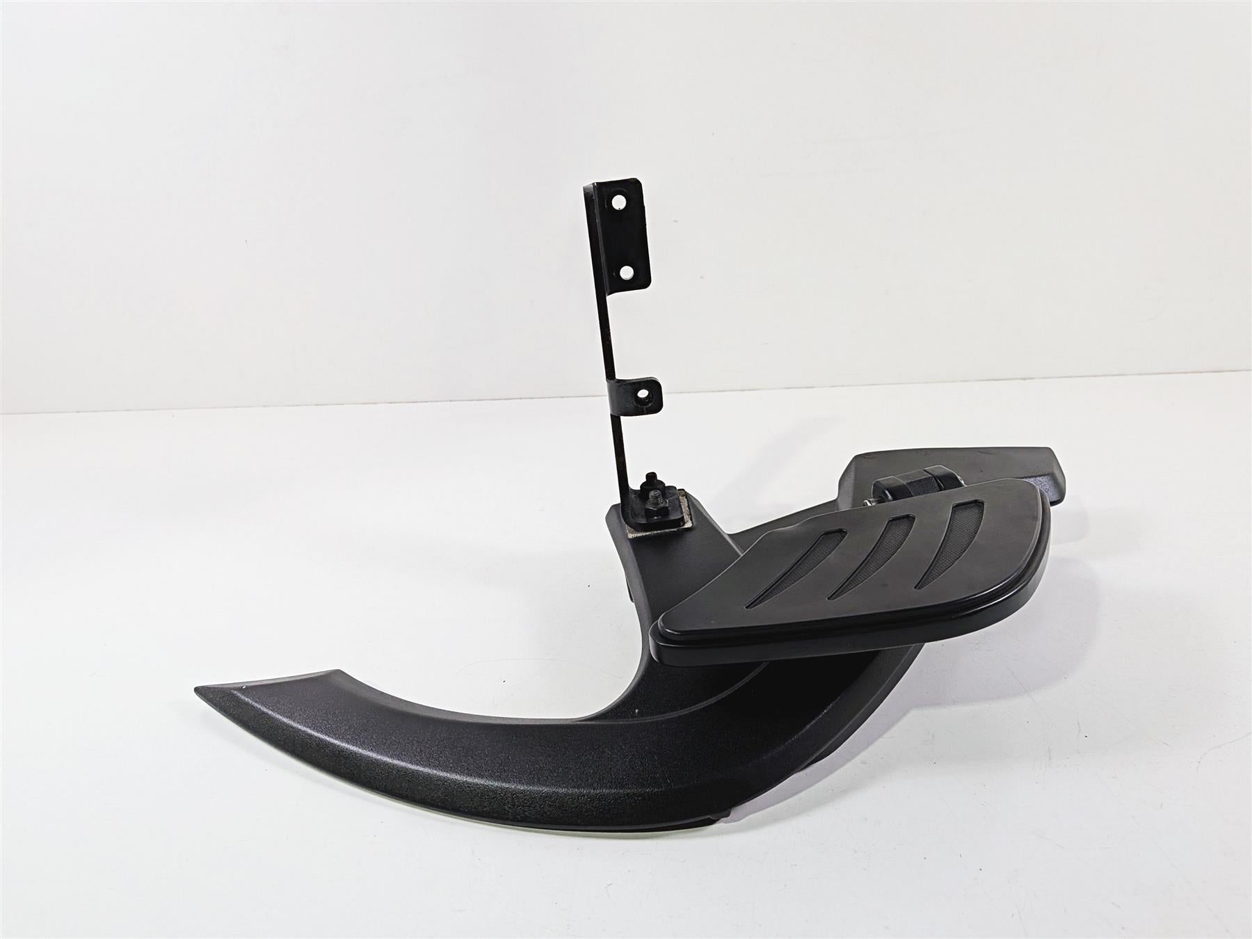 2013 Victory Vision Tour Right Rear Black Floorboard & Mount Crash Rail 5135906 {{ shop.shopifyCountryName }} - Mototech271
