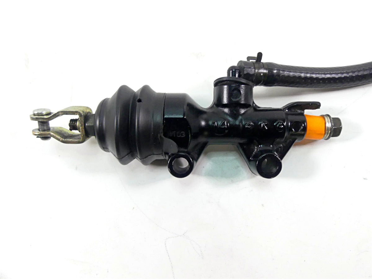 2005 Harley Sportster XL1200 C Rear Brake Master Cylinder 42521-04 {{ shop.shopifyCountryName }} - Mototech271