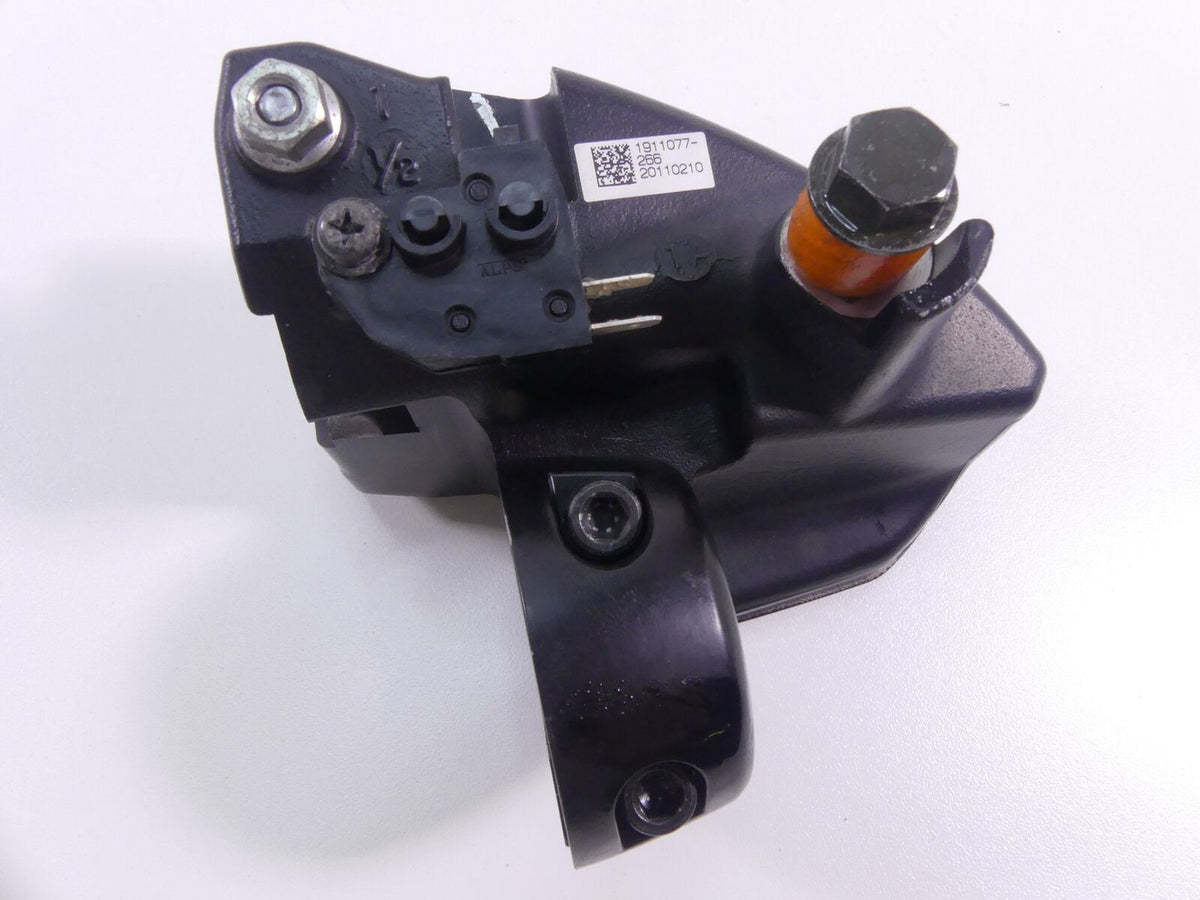 2012 Victory High Ball Front Brake Master Cylinder 1/2" 1911077 {{ shop.shopifyCountryName }} - Mototech271