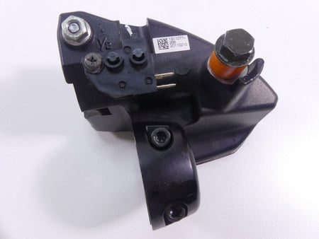 2012 Victory High Ball Front Brake Master Cylinder 1/2" 1911077 {{ shop.shopifyCountryName }} - Mototech271