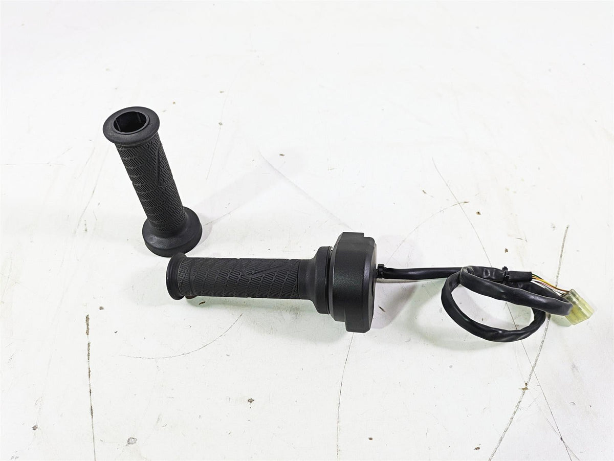 2022 KTM 1290 Super Adventure S Ride By Wire Throttle Sensor Grip 60711012000 {{ shop.shopifyCountryName }} - Mototech271