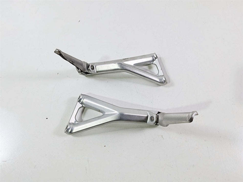 2018 Ducati Panigale V4 S Rear Passenger Foot Peg Set 82411892BA 82412251AA-Mototech271