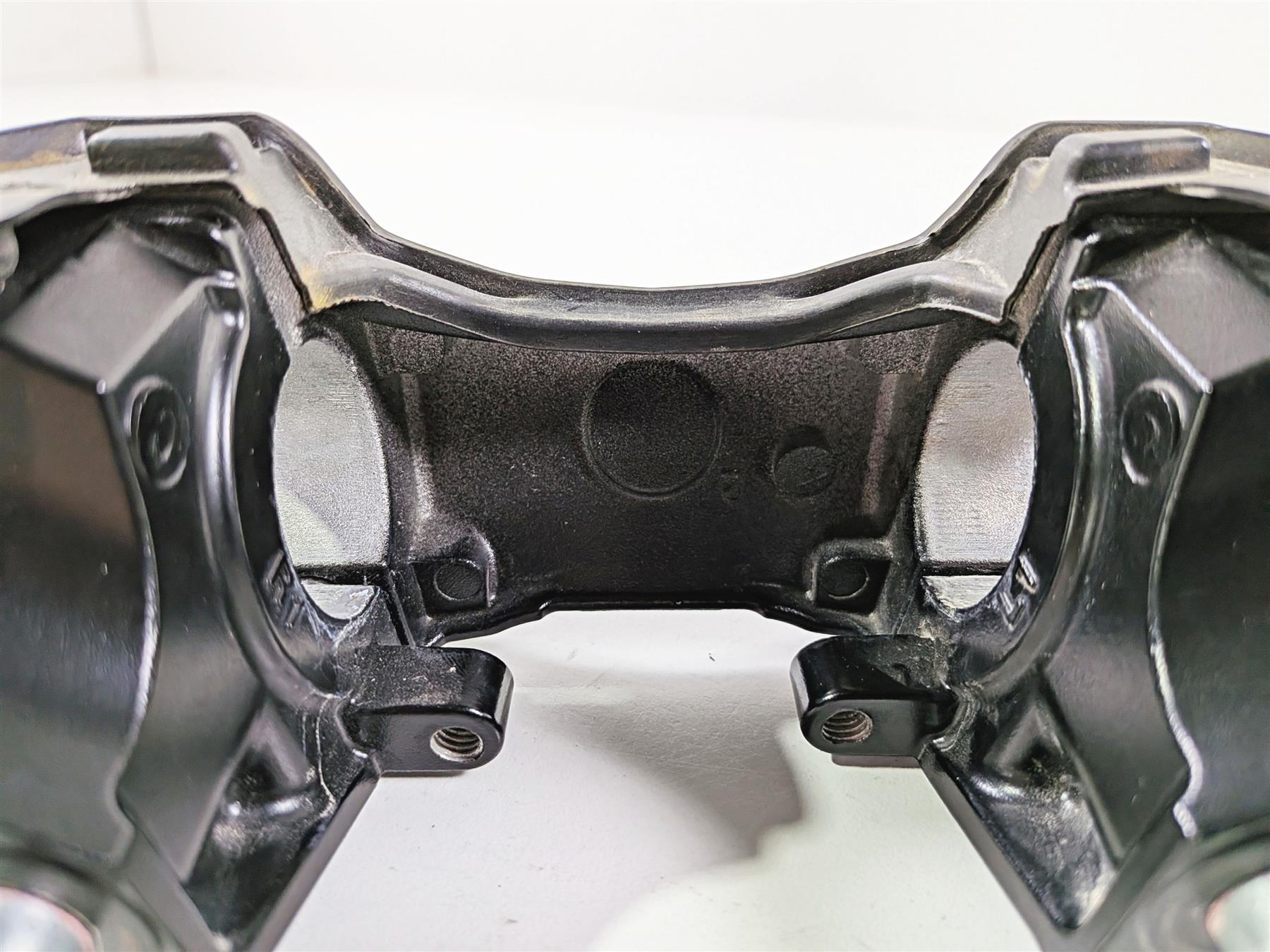 2009 Yamaha VMX17 V-Max 1700 Handlebar Riser Holder Set 2" 2S3-23441-00-00-Mototech271