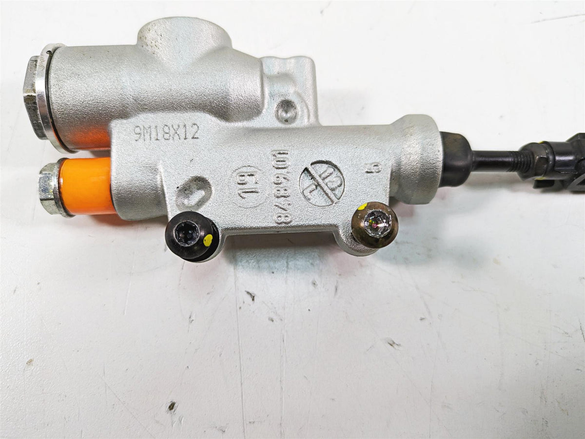 2020 Aprilia Tuono V4 Factory Rear Brembo Brake Master Cylinder B044586 {{ shop.shopifyCountryName }} - Mototech271