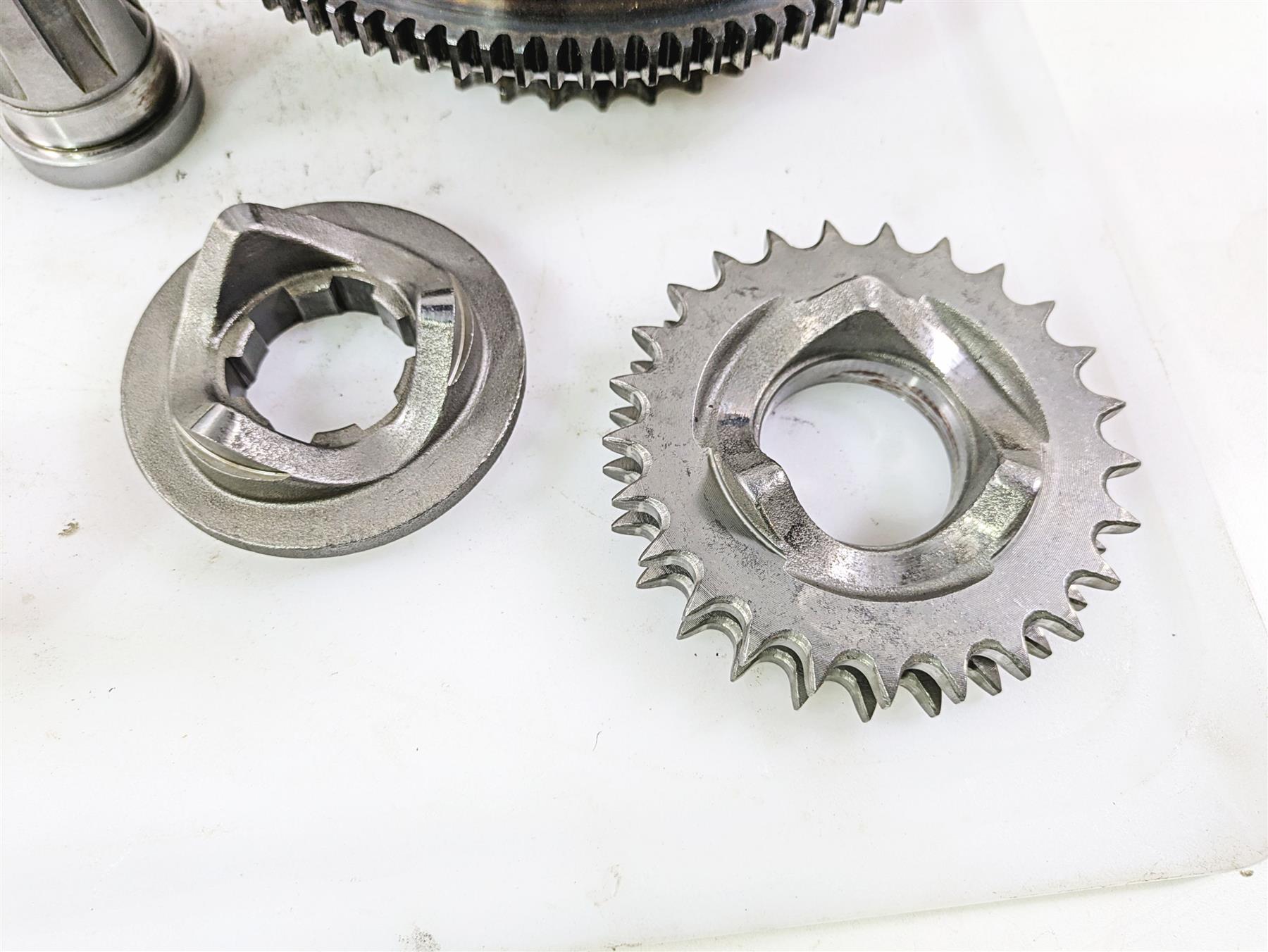 2002 Harley Dyna FXDL Low Rider Primary Drive Clutch Kit 37707-98A {{ shop.shopifyCountryName }} - Mototech271