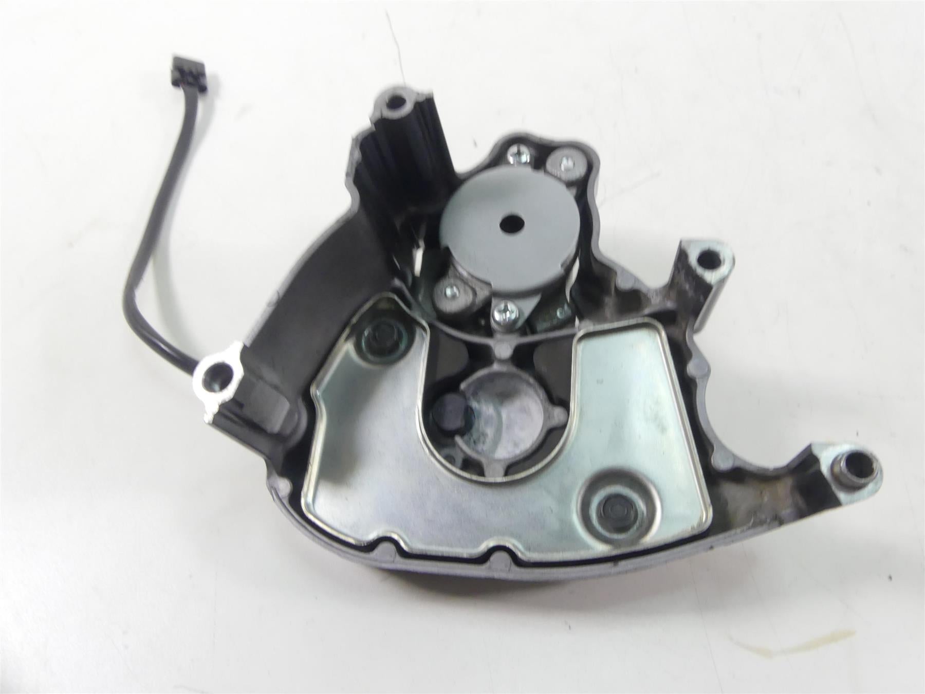 2020 Suzuki GSX1300 R Hayabusa Sprocket Cover Clutch Slave Cylinder 11361-15H00 {{ shop.shopifyCountryName }} - Mototech271
