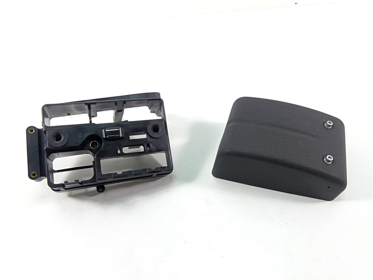 2010 Harley FXDF Dyna Fat Bob Electric Tray & Black Wrinkled Cover 70367-04B {{ shop.shopifyCountryName }} - Mototech271