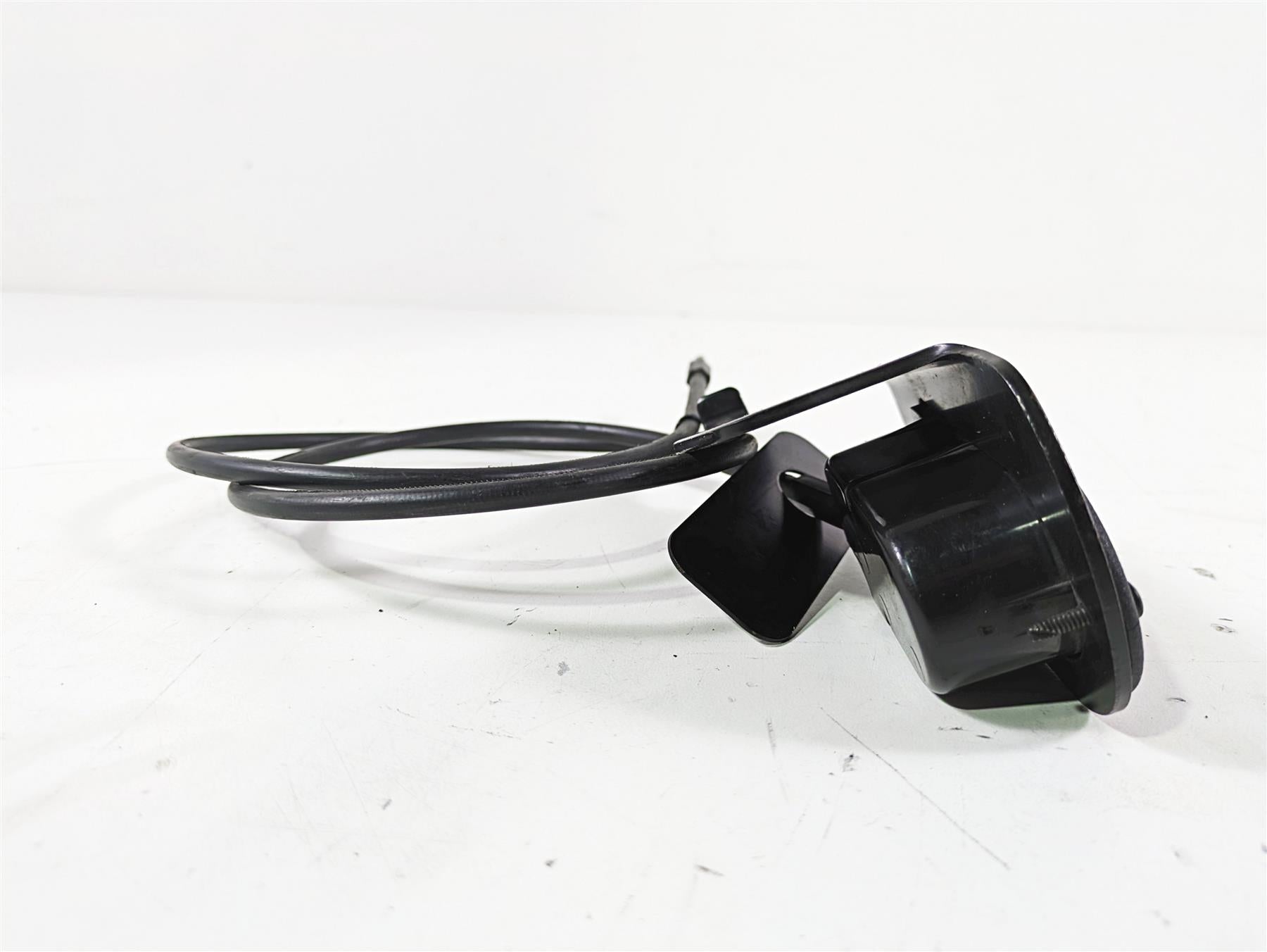 2008 Harley Touring FLHTCU E-Glide 105TH Seat Release Latch & Cable {{ shop.shopifyCountryName }} - Mototech271