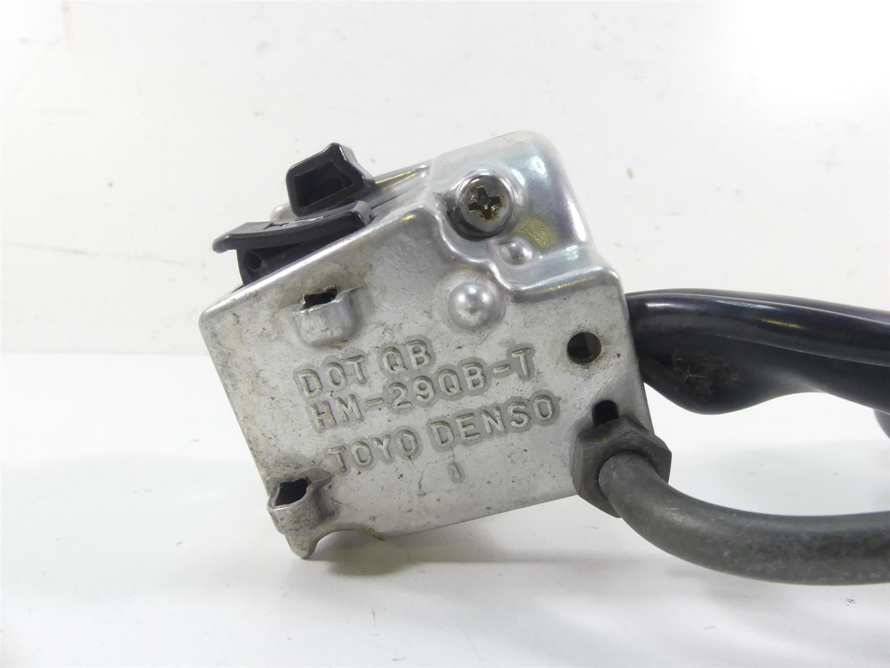 1998 Honda Shadow VT1100T Left Hand Turn Signal Control Switch 35020-MAH-A10 {{ shop.shopifyCountryName }} - Mototech271