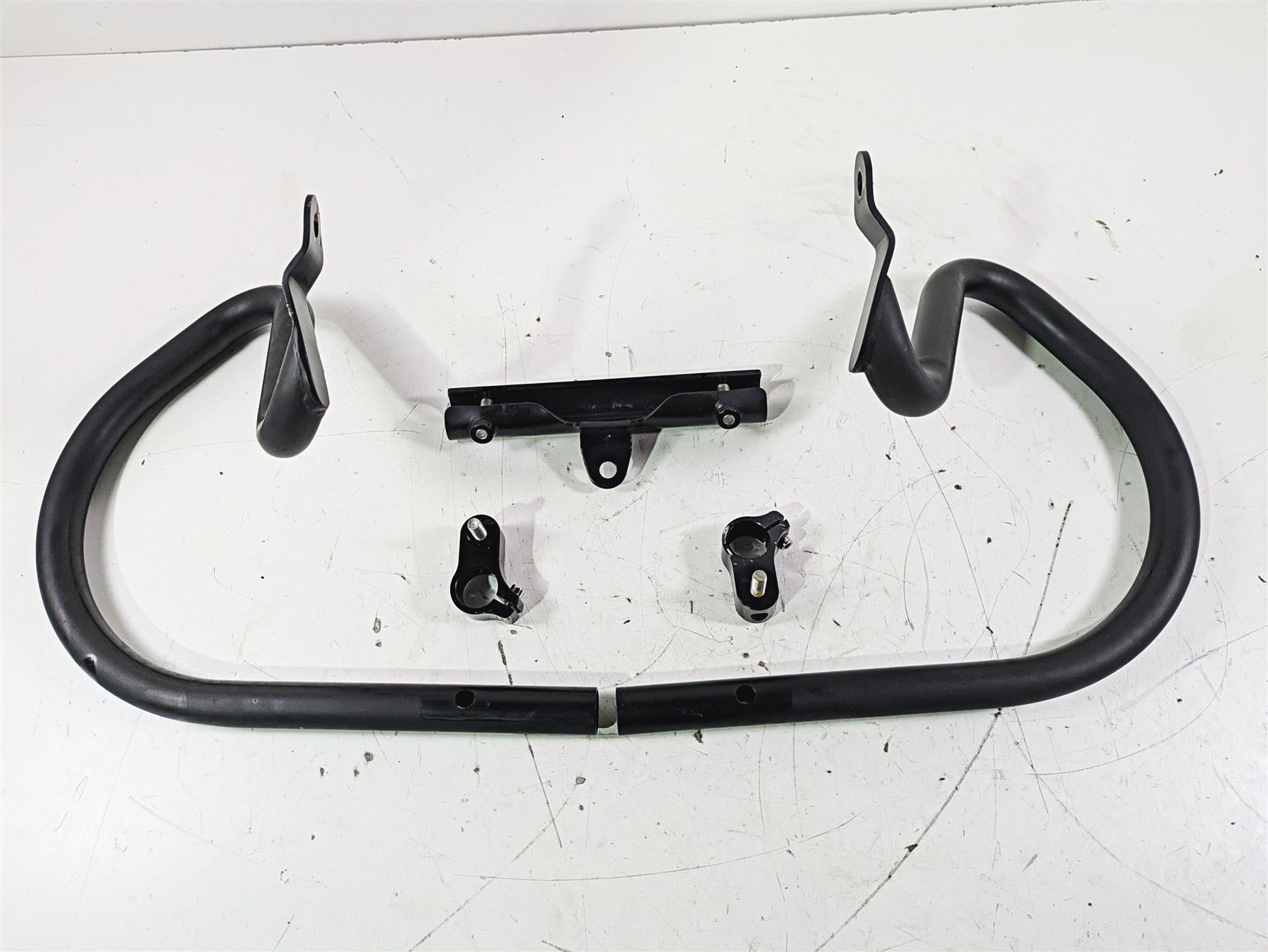 2012 Harley VRSCF Muscle V Rod Highway Bar Engine Guard + Mounts {{ shop.shopifyCountryName }} - Mototech271