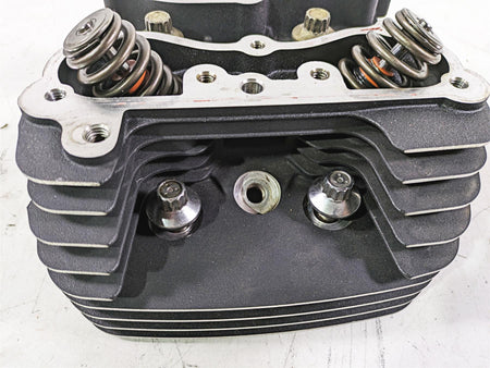 2015 Harley Touring FLHXS Street Glide Rear Cylinder Head Cylinderhead 17729-08 {{ shop.shopifyCountryName }} - Mototech271