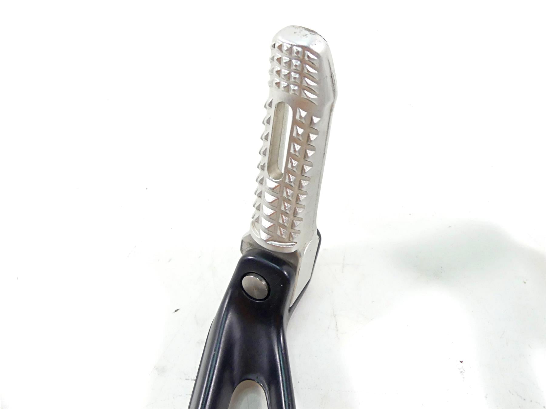2013 BMW S1000RR K46 Rear Passenger Foot Peg Rest Set 46718521680 46718521681 {{ shop.shopifyCountryName }} - Mototech271