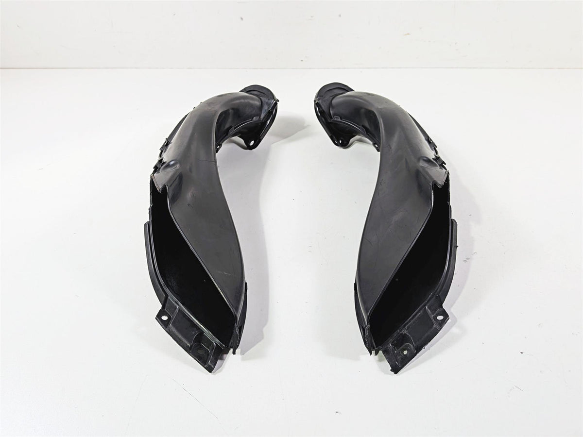 2018 Aprilia RSV4 RR Air Intake Scoop Ram Set 2B001921 858818 2B001922 858907 {{ shop.shopifyCountryName }} - Mototech271