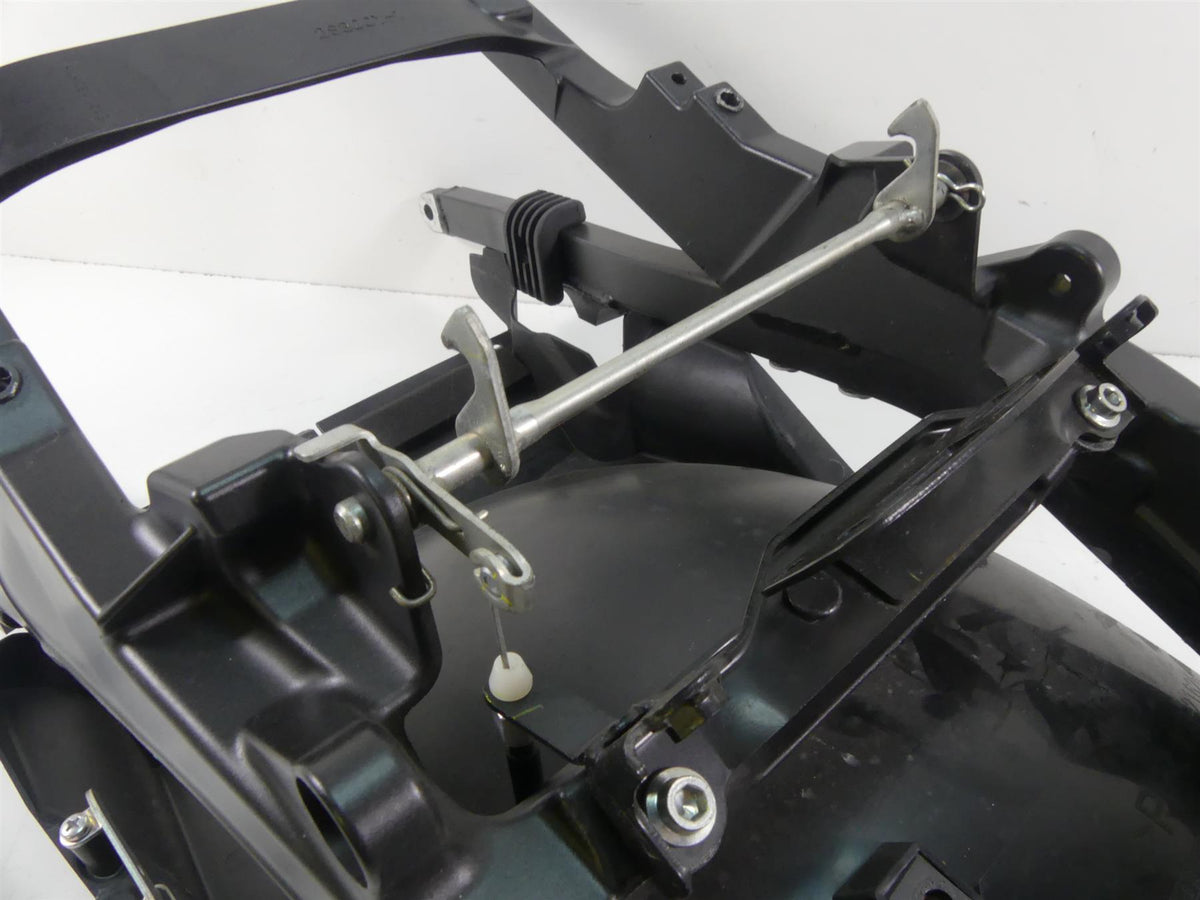 2013 Yamaha VMX17 V-Max 1700 Rear Subframe + Inner Fender 2S3-21190-00-00 {{ shop.shopifyCountryName }} - Mototech271
