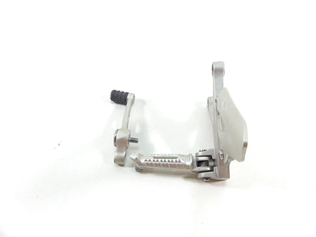 2022 Triumph Speed Triple 1200 RS Front Left Footpeg & Shifter T2082544 T2082910 {{ shop.shopifyCountryName }} - Mototech271