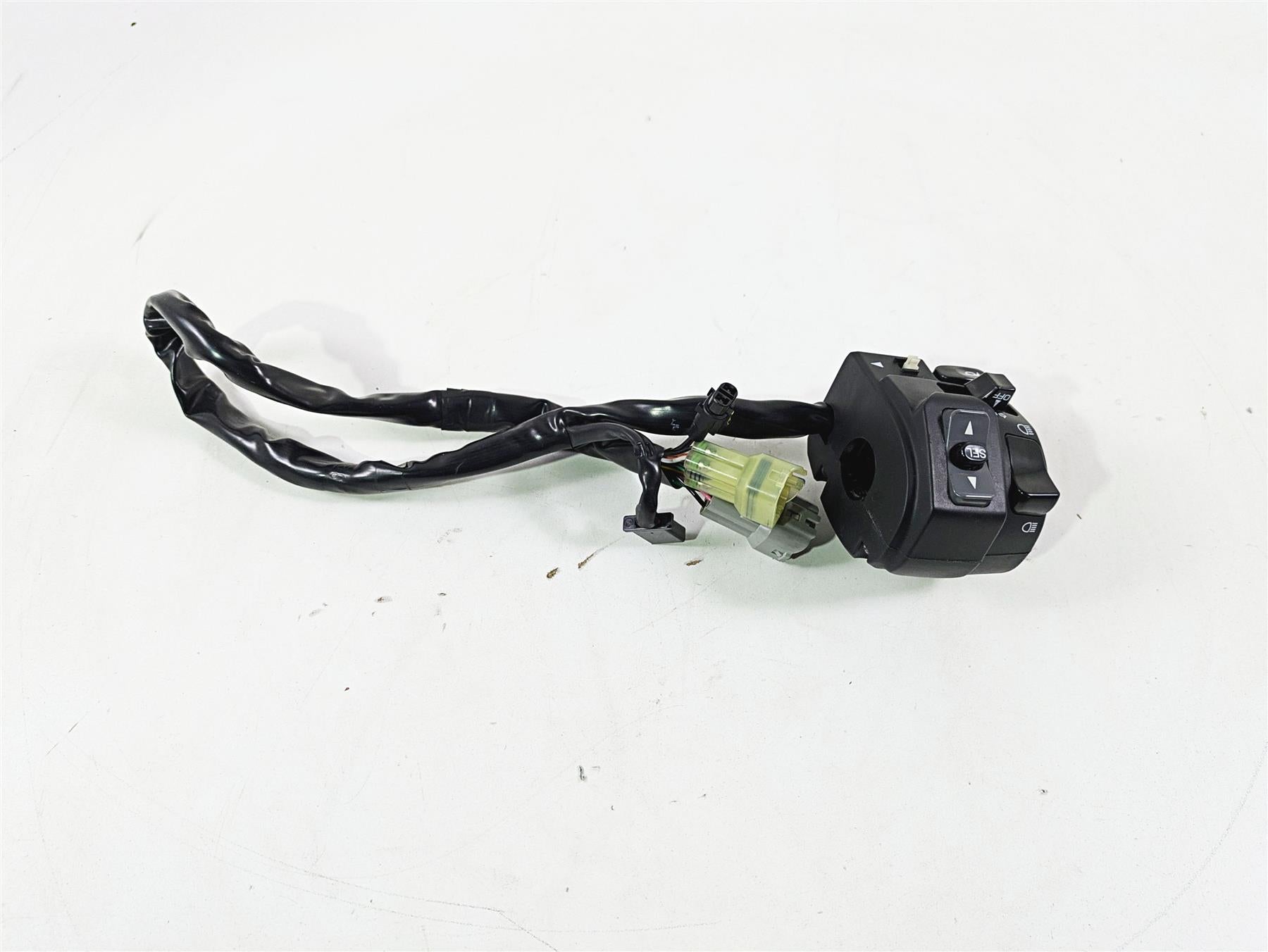 2021 Kawasaki Z900 ZR900 Left Hand Control Switch - Read 46091-0492 ...