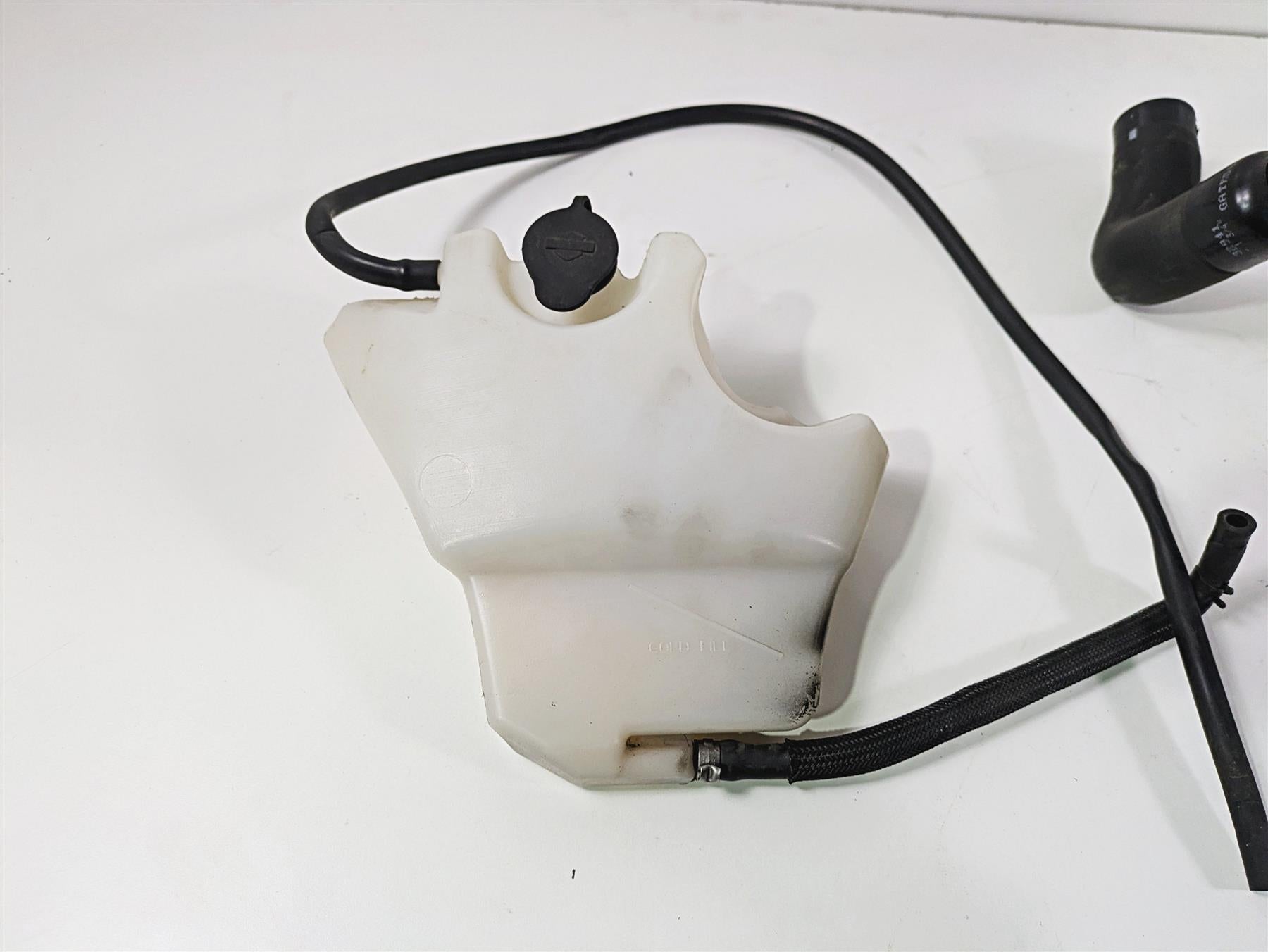 2016 Harley VRSCDX Night Rod Radiator Fans Reservoir Hoses 26800027 {{ shop.shopifyCountryName }} - Mototech271
