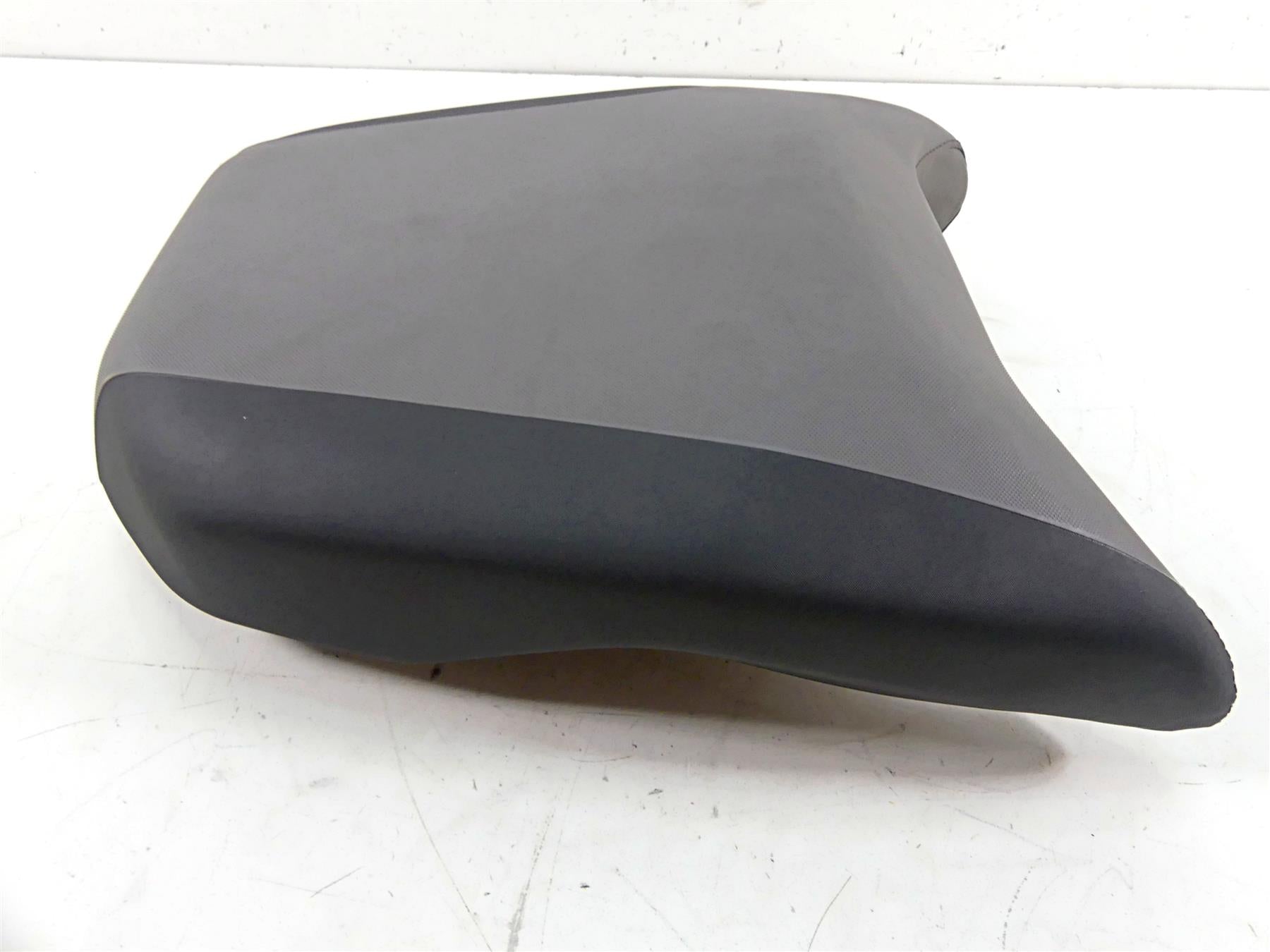 2016 BMW R1200GS Adv K51 Rear Seat Saddle Unheated 8540918 {{ shop.shopifyCountryName }} - Mototech271