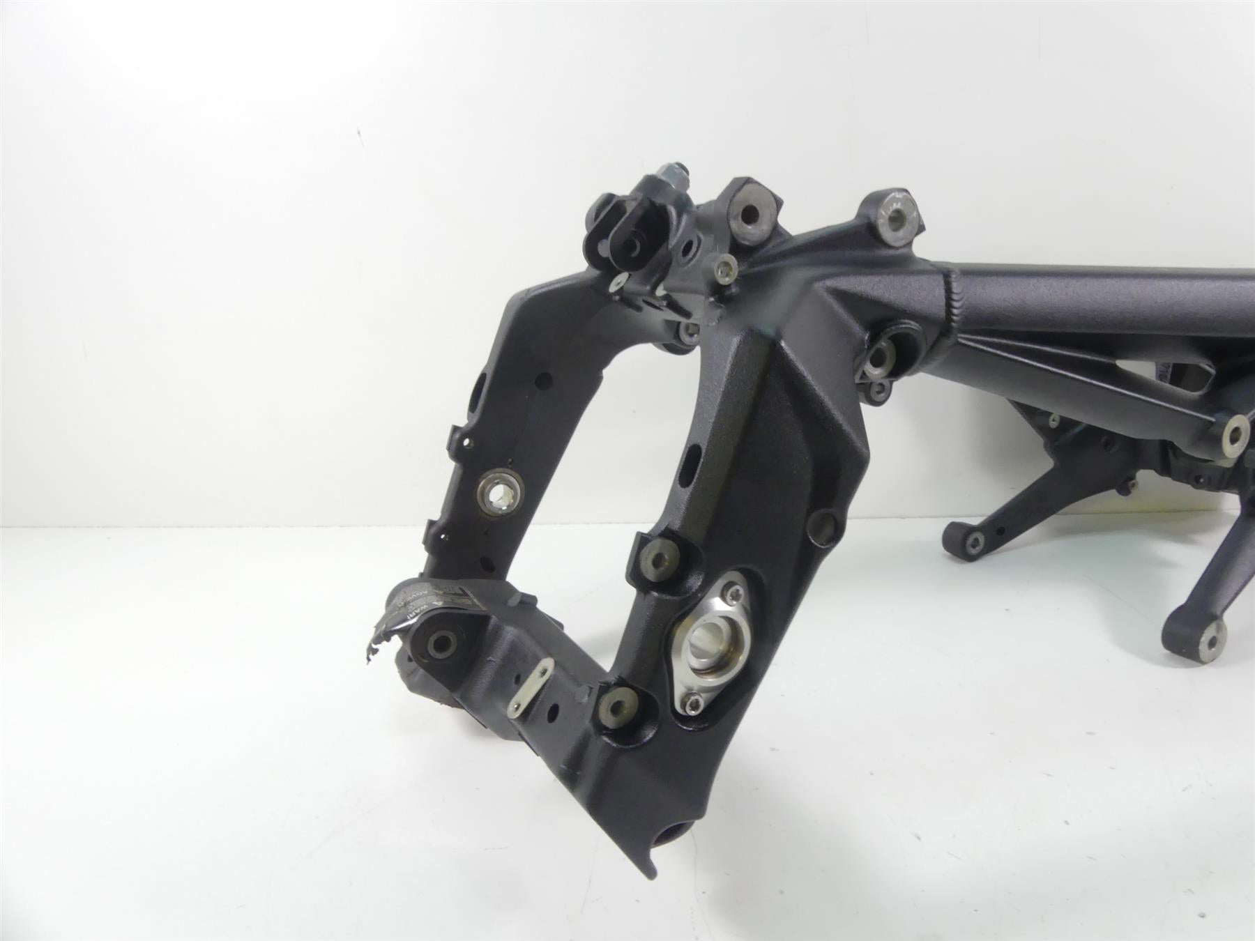 2019 Triumph Street Triple 765R Straight Main Frame Chassis - Slvg T2072542 {{ shop.shopifyCountryName }} - Mototech271