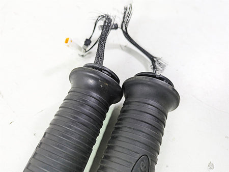 2018 Indian Chieftain Limited Heated Left Right Hand Grip Handgrip Set 5416650 {{ shop.shopifyCountryName }} - Mototech271