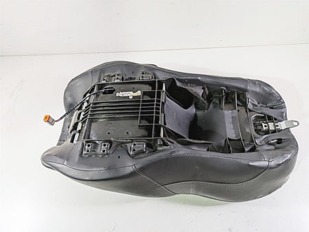 2017 Harley Touring FLHTKSE CVO E-Glide Heated Driver Seat Saddle 52000281 {{ shop.shopifyCountryName }} - Mototech271