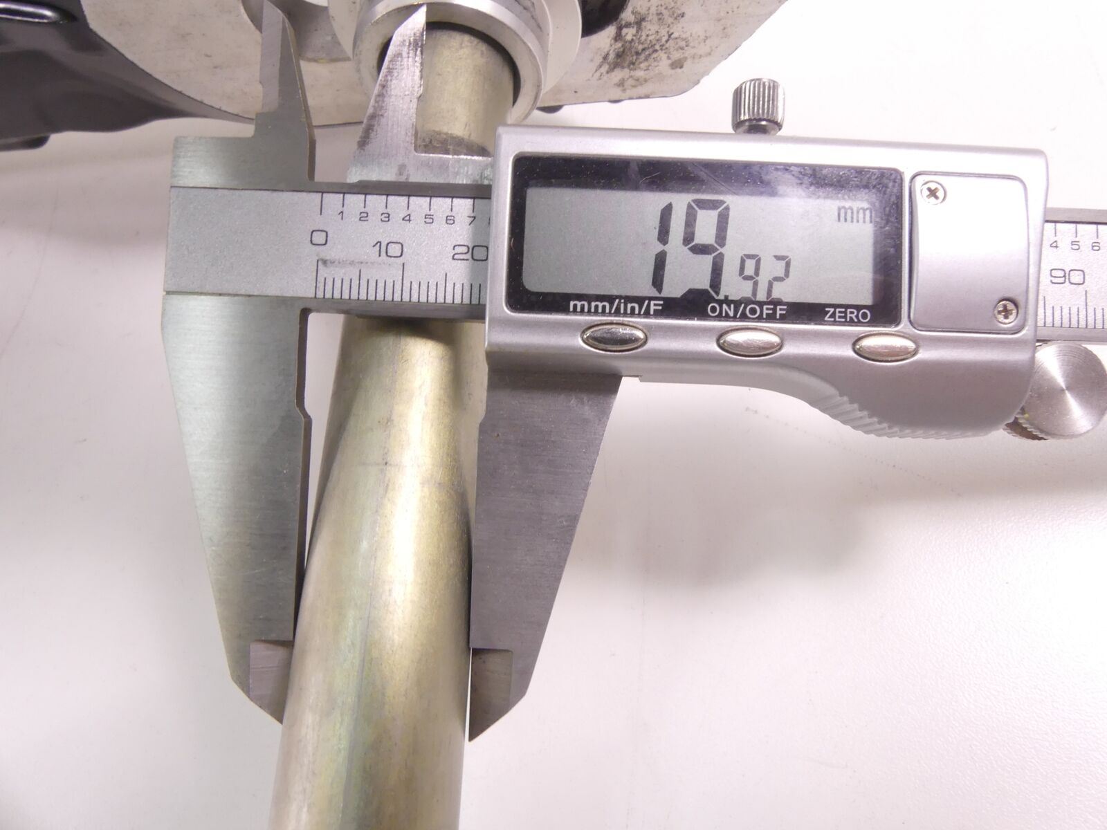2013 BMW F800GS K72 Straight Rear Suspension Swingarm 33178535870 33178549120 {{ shop.shopifyCountryName }} - Mototech271