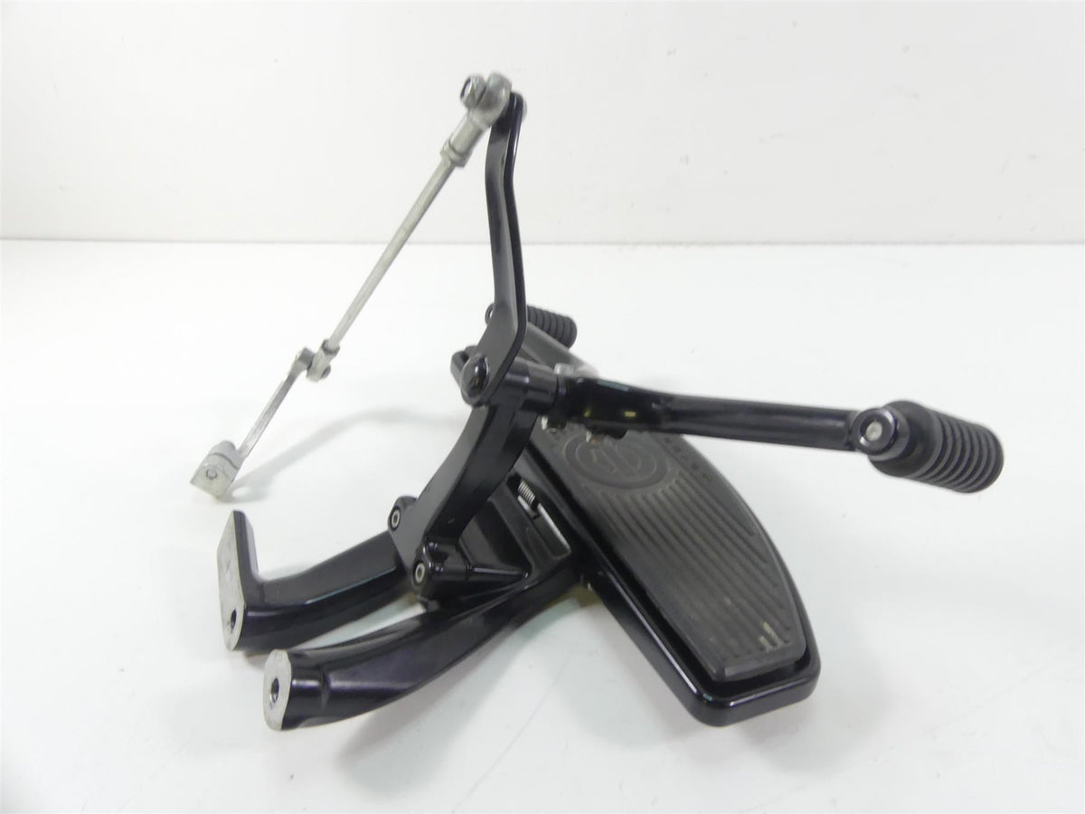 2019 Harley FLHC Softail Heritage Front Left Floor Board Shifter Set 50500630 {{ shop.shopifyCountryName }} - Mototech271