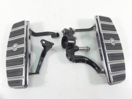 2012 Harley Touring FLHTK Electra Glide Willie G Skull Floor Board Set 50518-09 {{ shop.shopifyCountryName }} - Mototech271