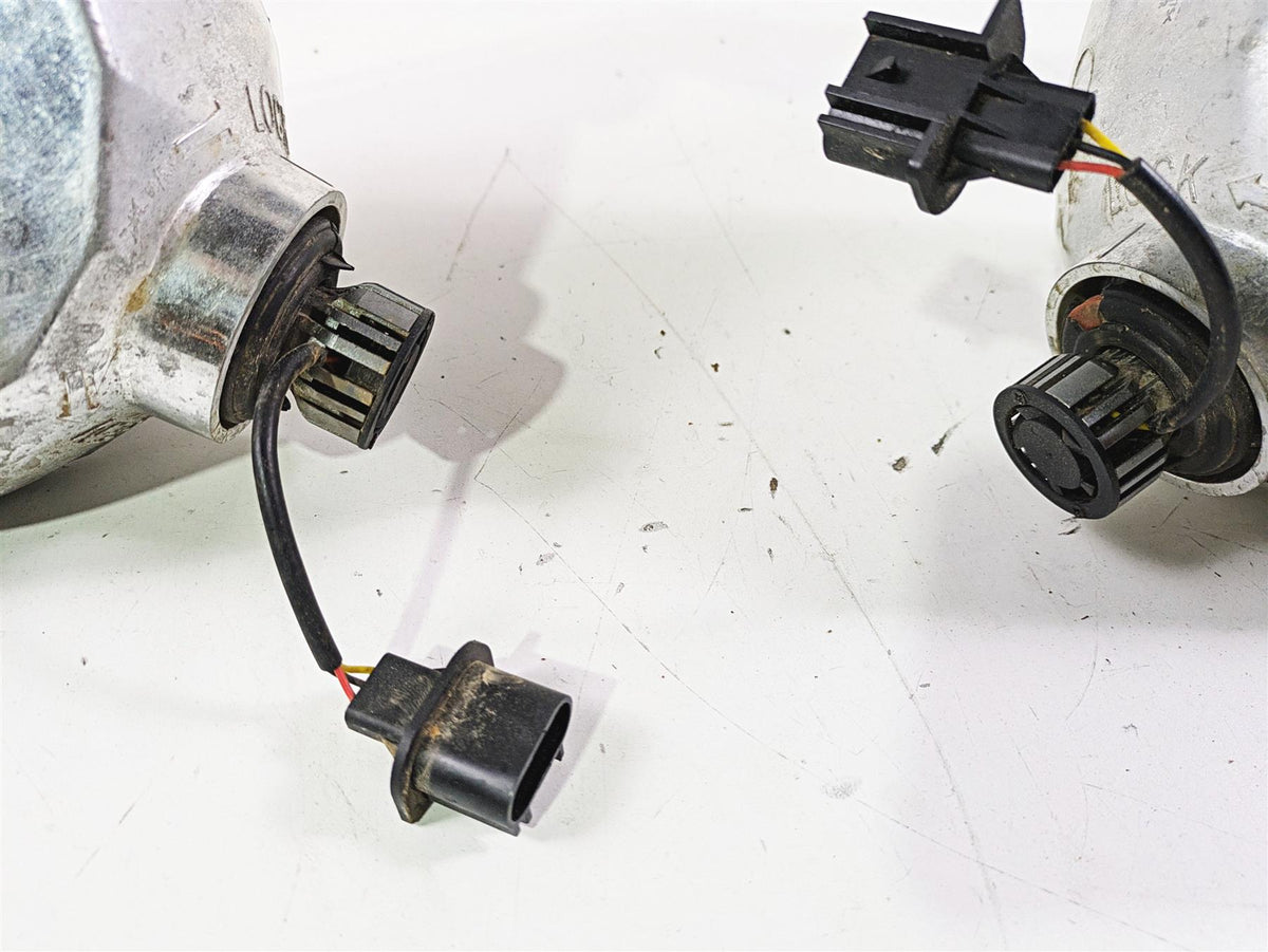 2022 Polaris Ranger 1000 Premium Front Headlight Head Light Set 2414294 2414295 {{ shop.shopifyCountryName }} - Mototech271