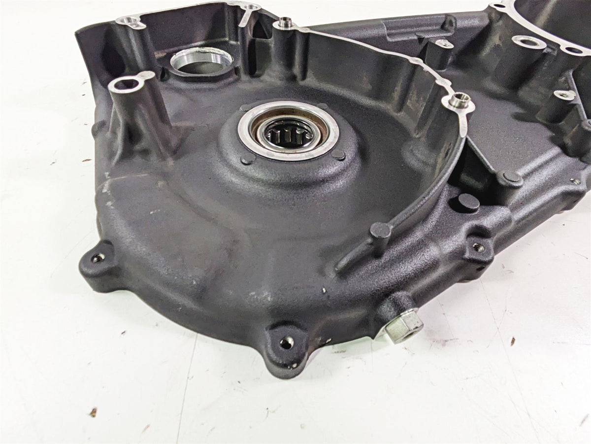 2016 Harley FXDL Dyna Low Rider Inner Primary Drive Clutch Cover 60681-06C {{ shop.shopifyCountryName }} - Mototech271