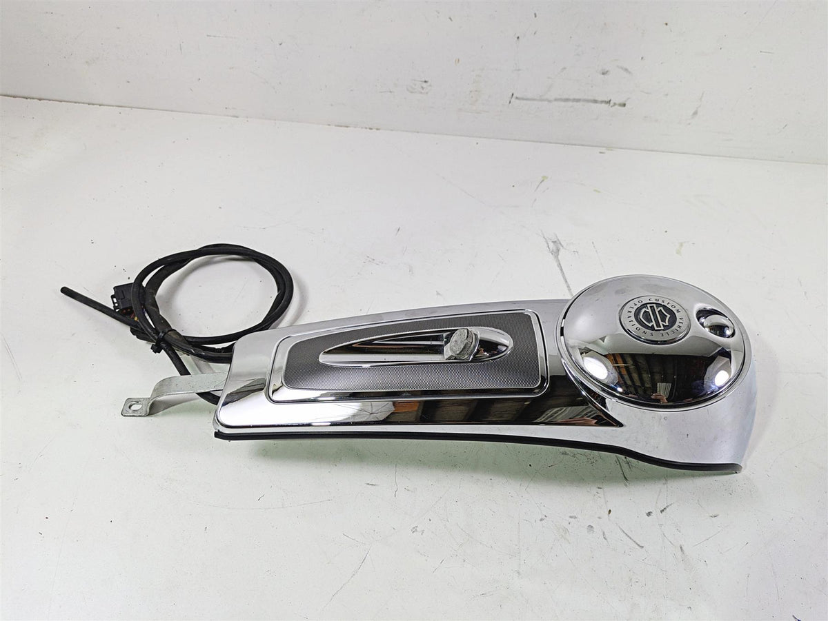 2011 Harley Touring FLHTCUSE CVO E-Glide Gas Tank Dash Cover Console 77153-08 {{ shop.shopifyCountryName }} - Mototech271