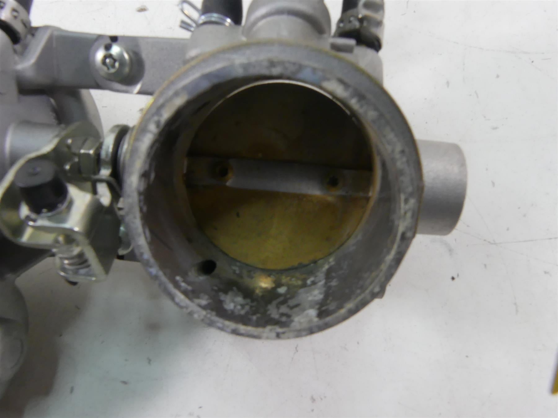 2021 Aprilia RS 660 Throttle Body Bodies Fuel Injection Injector Set 1A019430 {{ shop.shopifyCountryName }} - Mototech271