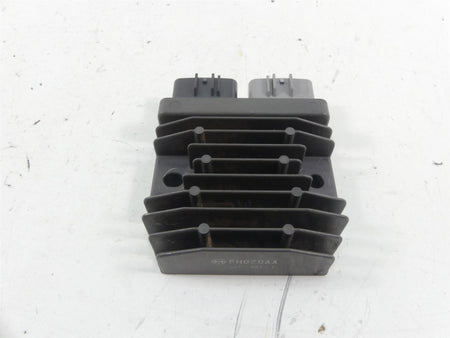 2017 Triumph Thruxton 1200 R Rectifier Voltage Regulator FH020AA T1300679 {{ shop.shopifyCountryName }} - Mototech271