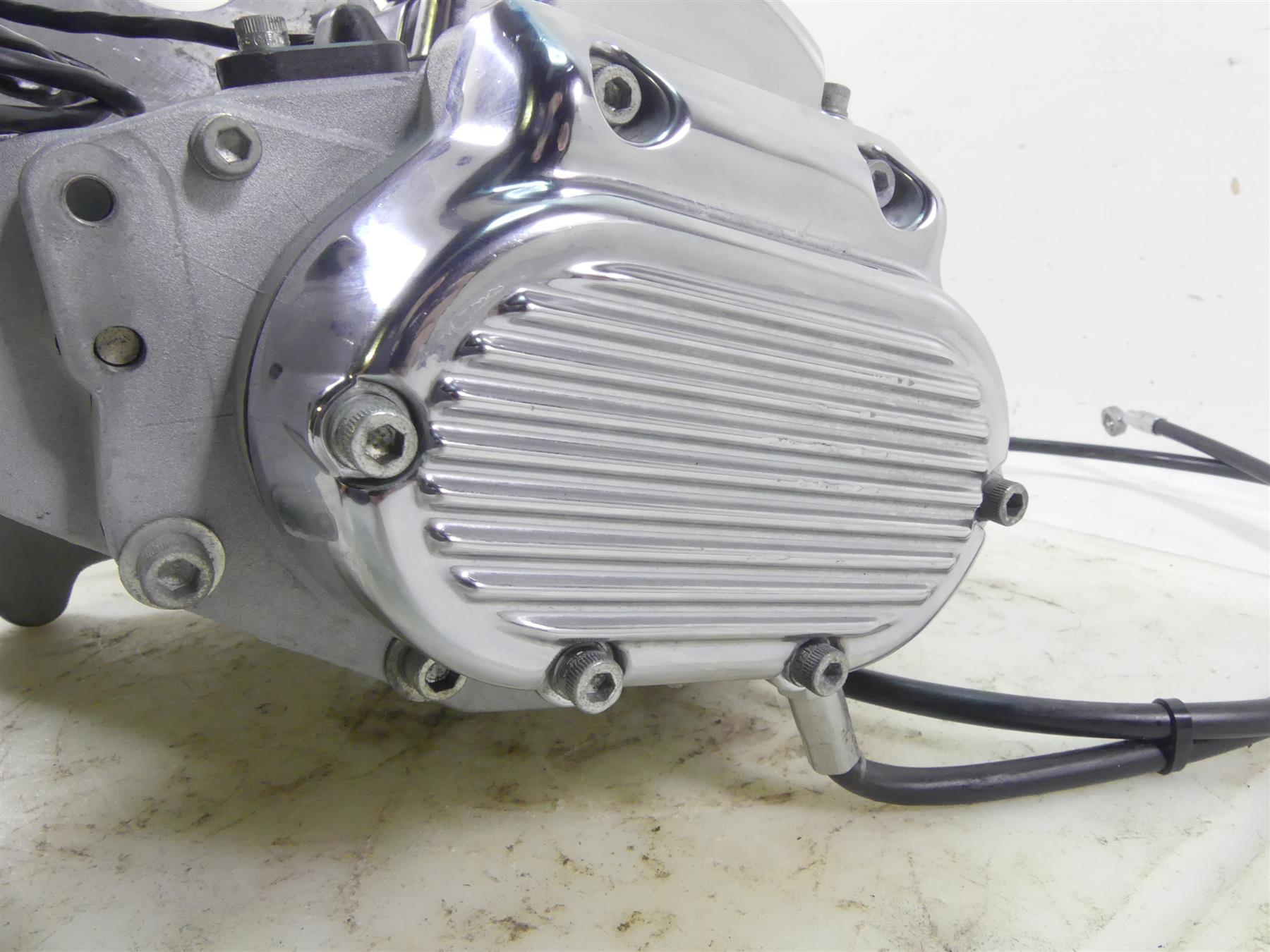 2000 Harley Dyna FXR4 CVO Super Glide Transmission Tranny Gear Box 33053-99 {{ shop.shopifyCountryName }} - Mototech271