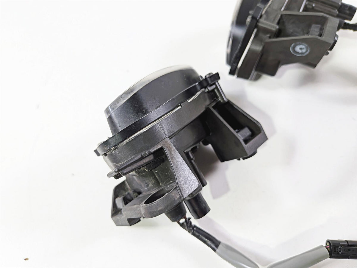 2024 Yamaha YZF R1 RN65 Headlight Head Lamp Lens & Module Set B3L-84300-00-00 {{ shop.shopifyCountryName }} - Mototech271
