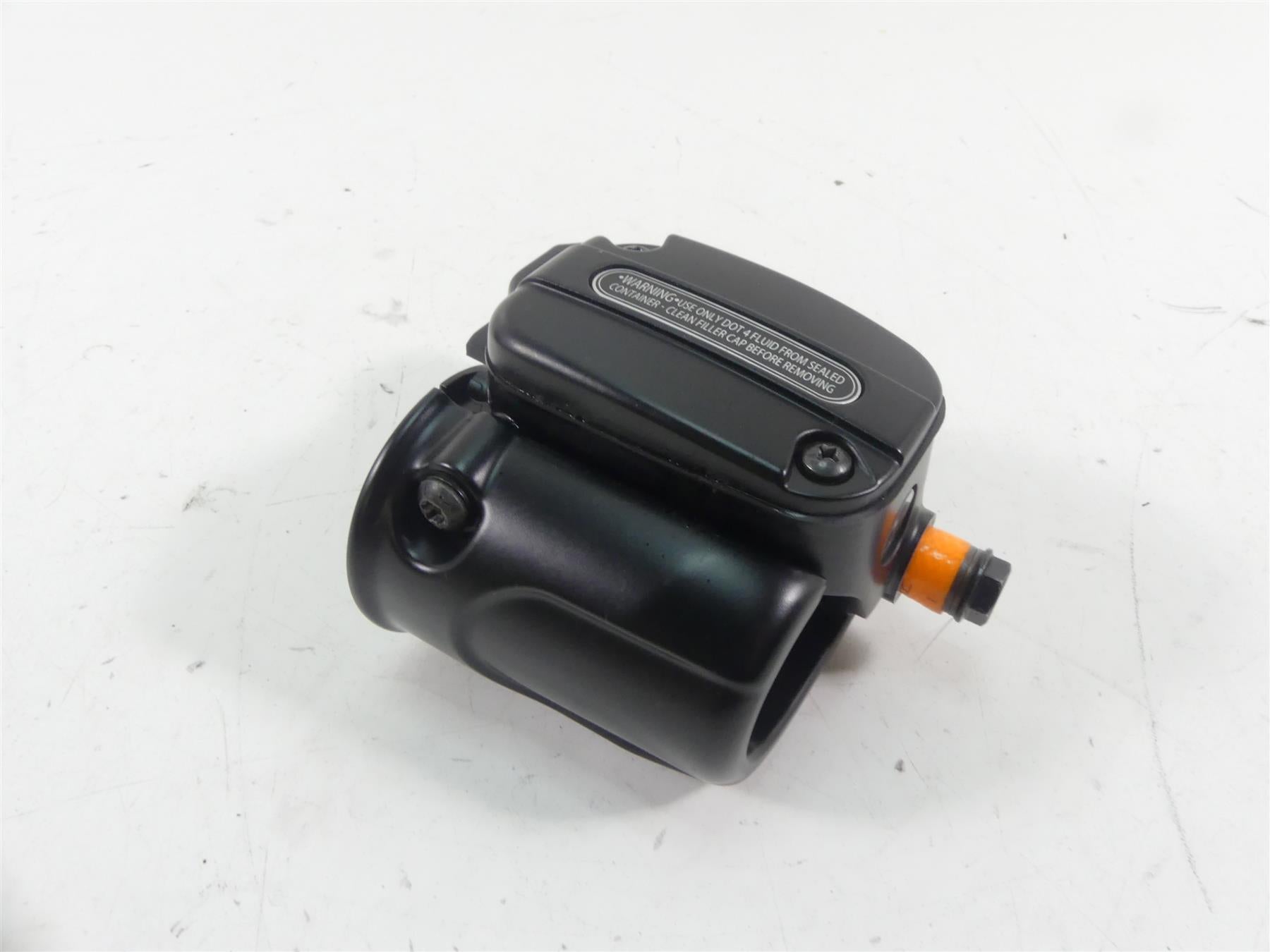 2016 Harley Touring FLTRX Road Glide Clutch Master Cylinder 11/16