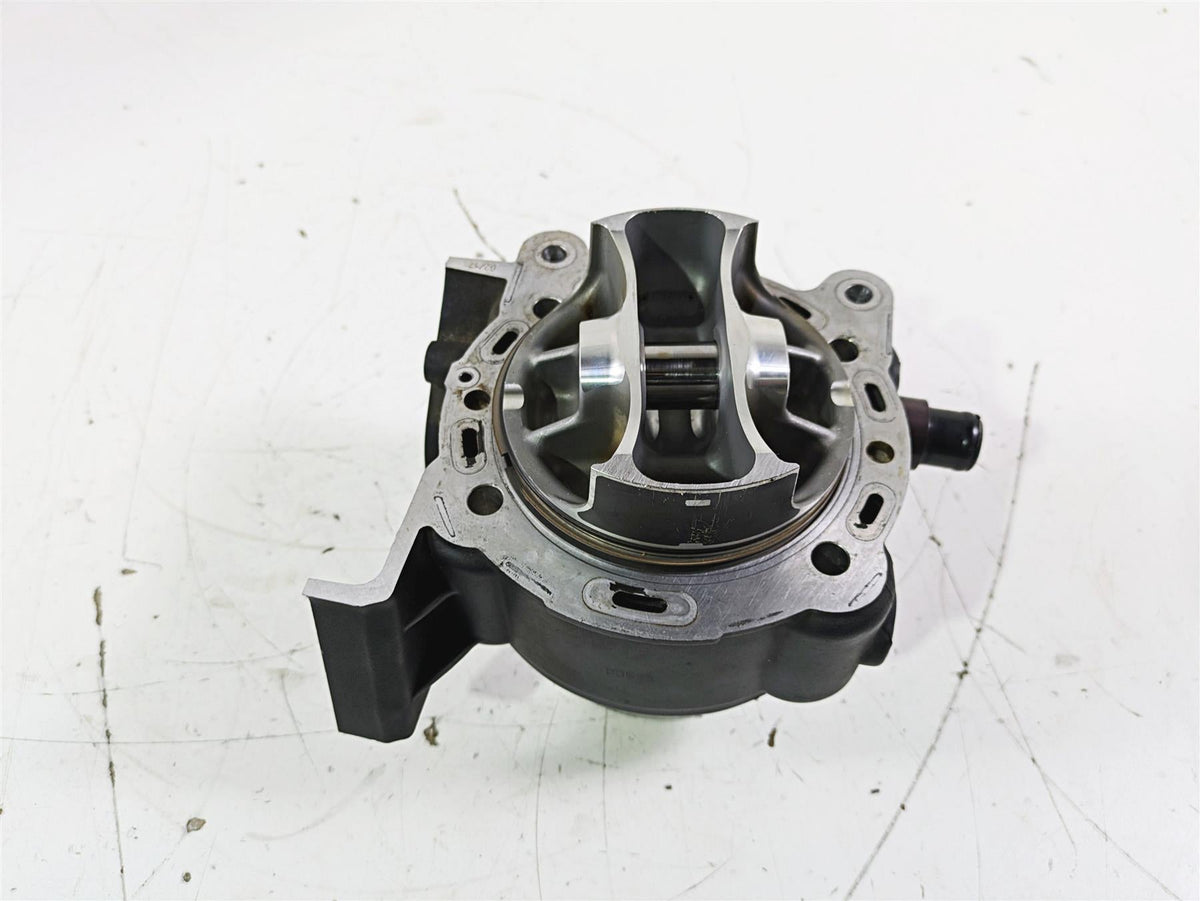2017 Ducati Monster 1200 S Vertical Cylinder Piston Jug Set 120Z0143AC {{ shop.shopifyCountryName }} - Mototech271
