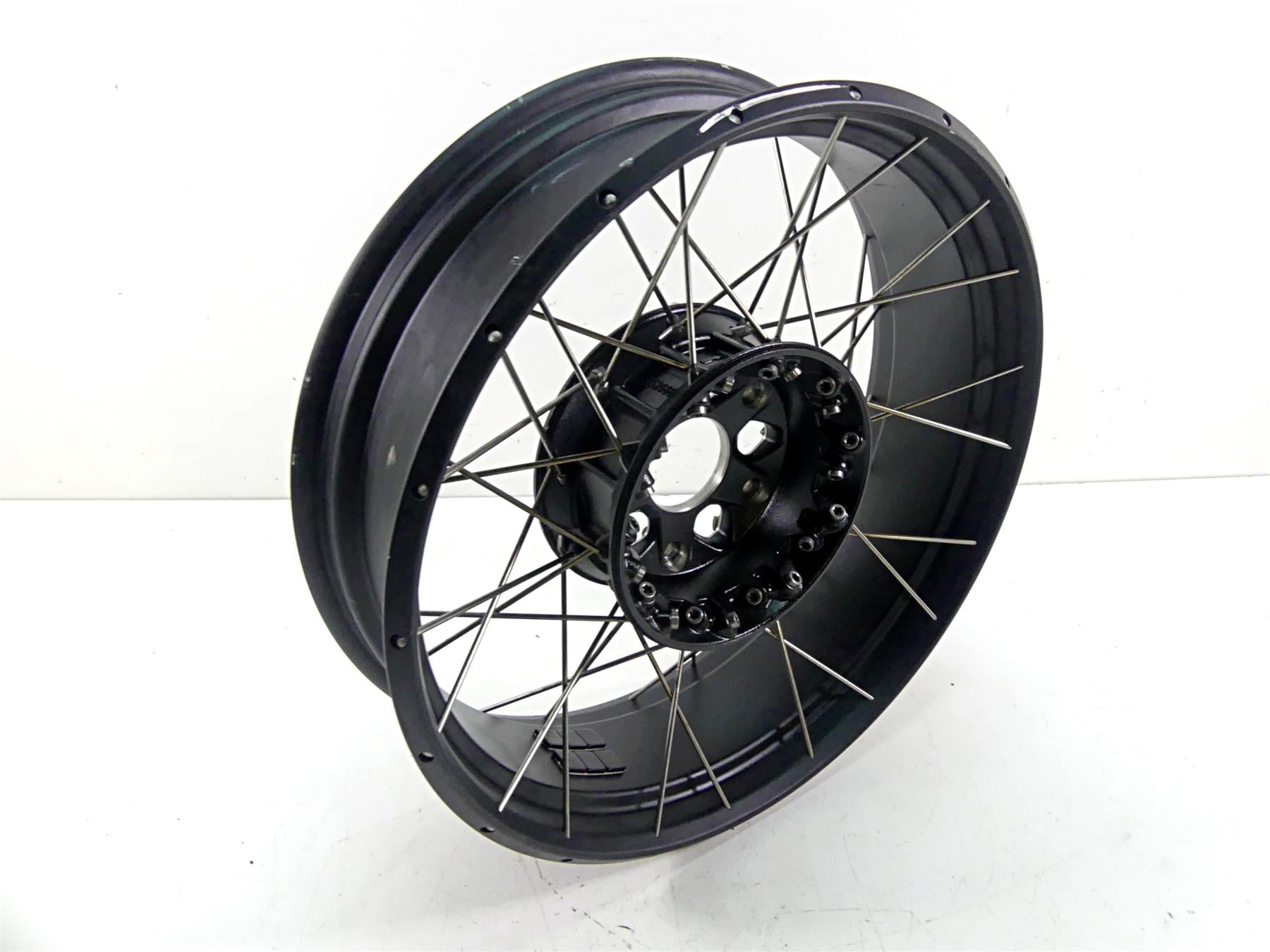 2016 BMW R1200GS Adv K51 Rear Wheel Rim Spoke Black 17x4.5 -Read 36318526651 {{ shop.shopifyCountryName }} - Mototech271