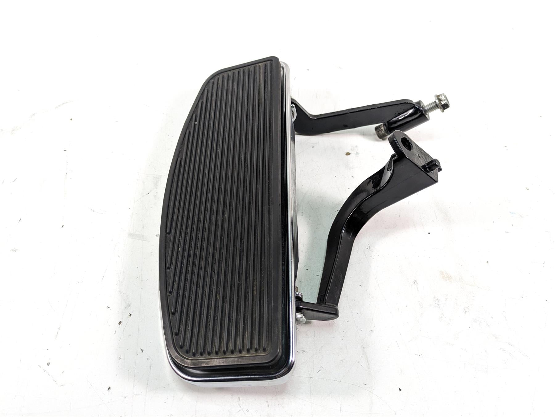 2014 Harley Touring FLHTK Electra Glide Left Rider Foot Floor Board  50621-06