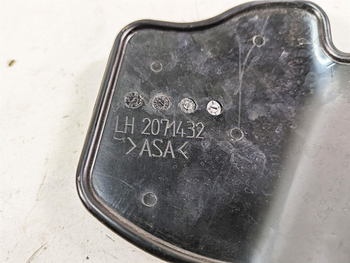 2011 Triumph America Fuel Tank Infill Panel Cover Set T2071432 T2071478 {{ shop.shopifyCountryName }} - Mototech271